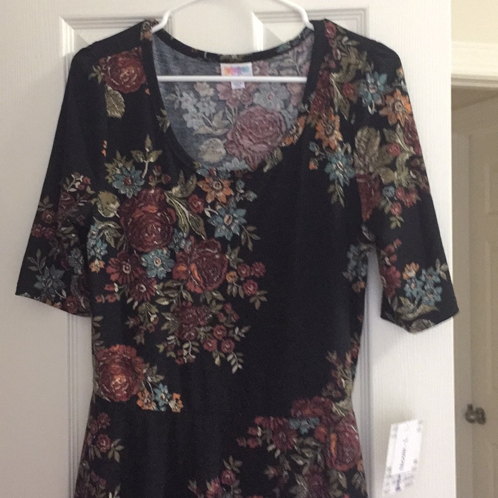 Brand NWT Lularoe Nicole dress